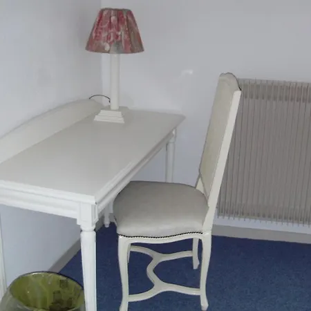 מלון Le Grand 2*